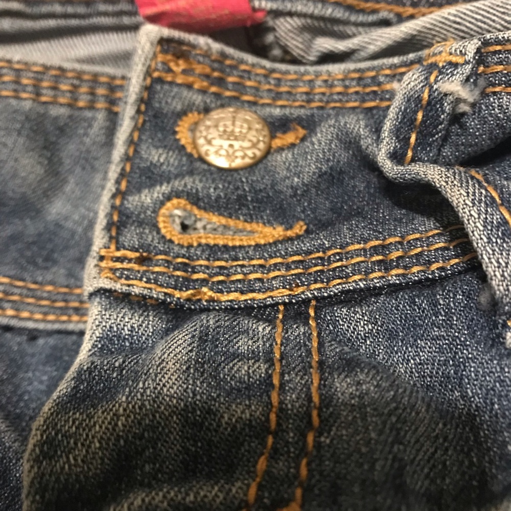 Jeans - Picture 2 of 4
